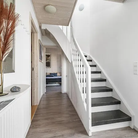 Backbord Marina Nyaraló