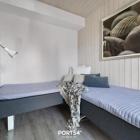 Backbord Marina Nyaraló *